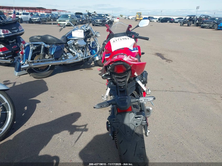 2025 Honda Cbr650 R VIN: MLHRH1556S5100021 Lot: 43719815