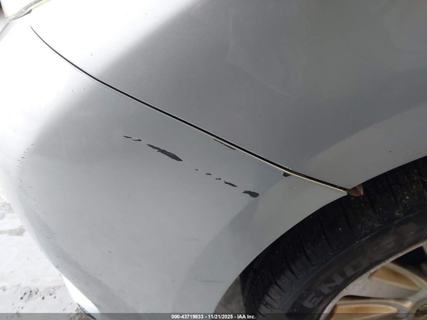 2011 Toyota Sienna Xle VIN: 5TDDK3DC9BS002833 Lot: 43719833