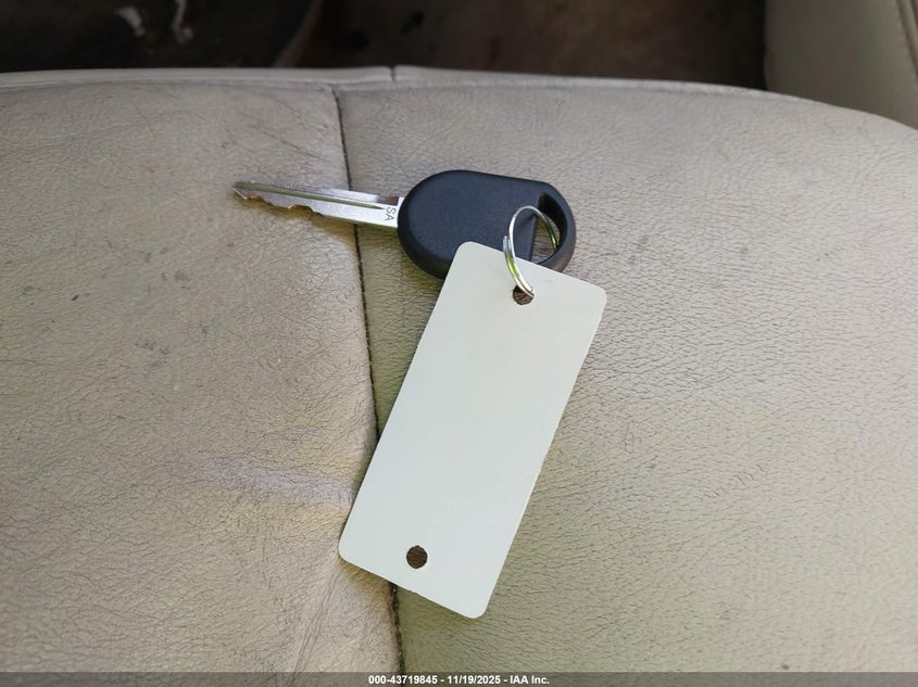 2009 Mercury Grand Marquis Ls (Fleet Only) VIN: 2MEHM75V79X627425 Lot: 43719845