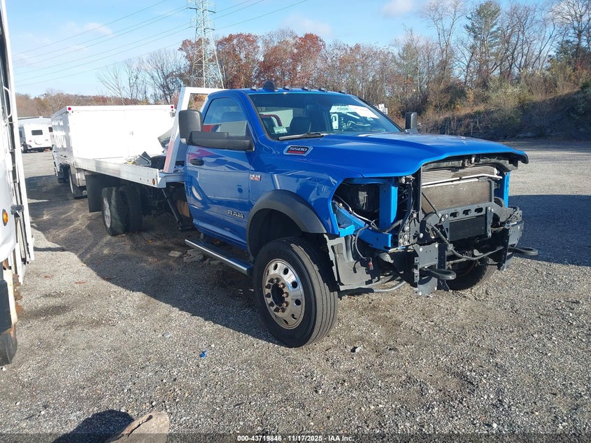 2021 RAM 5500 CHASSIS TRADESMAN/SLT