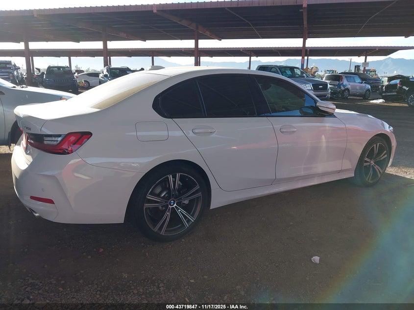 VIN 3MW69FF0XP8D09451 2023 BMW 330I
