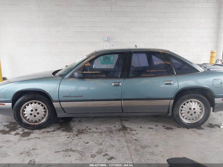 1993 Buick Regal Gran Sport VIN: 2G4WF54L0P1462286 Lot: 43719865