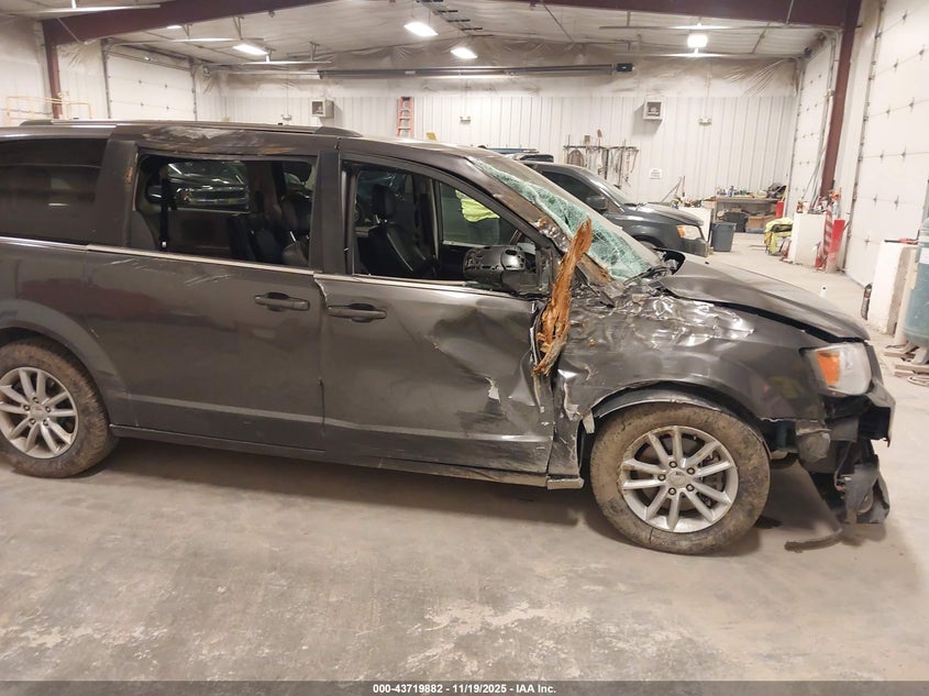 2018 Dodge Grand Caravan Sxt VIN: 2C4RDGCG9JR209211 Lot: 43719882