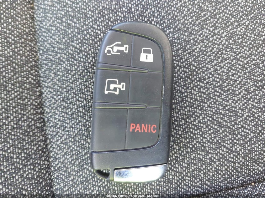 2022 Ram Promaster 1500 Low Roof 136 Wb VIN: 3C6LRVAG8NE109971 Lot: 43719916