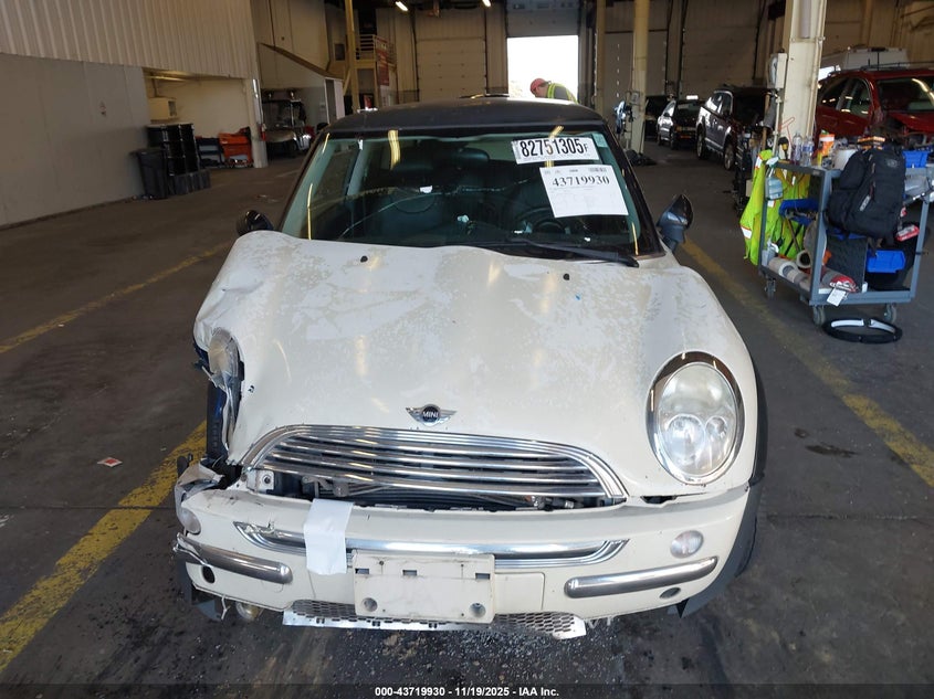 2003 Mini Cooper VIN: WMWRC33493TE15349 Lot: 43719930