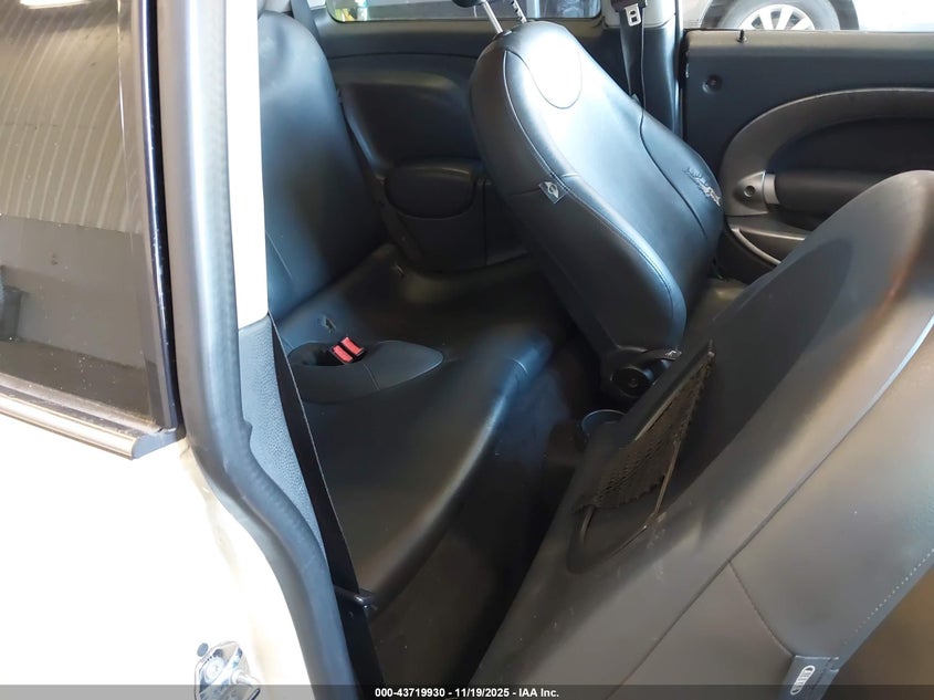 2003 Mini Cooper VIN: WMWRC33493TE15349 Lot: 43719930