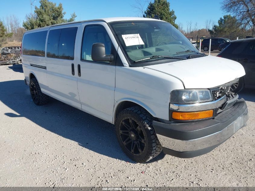 CHEVROLET EXPRESS LT