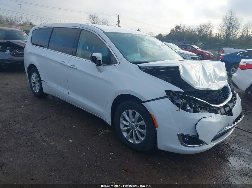 CHRYSLER PACIFICA TOURING PLUS