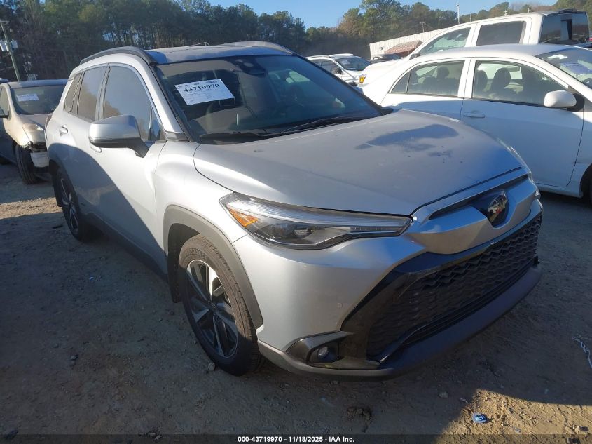 TOYOTA COROLLA CROSS XSE