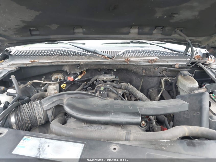 2004 Chevrolet Tahoe Ls VIN: 1GNEC13V14R180995 Lot: 43719976