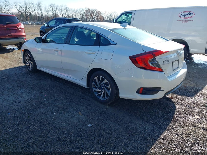 19XFC2F76HE071093 2017 HONDA CIVIC photo no. 3