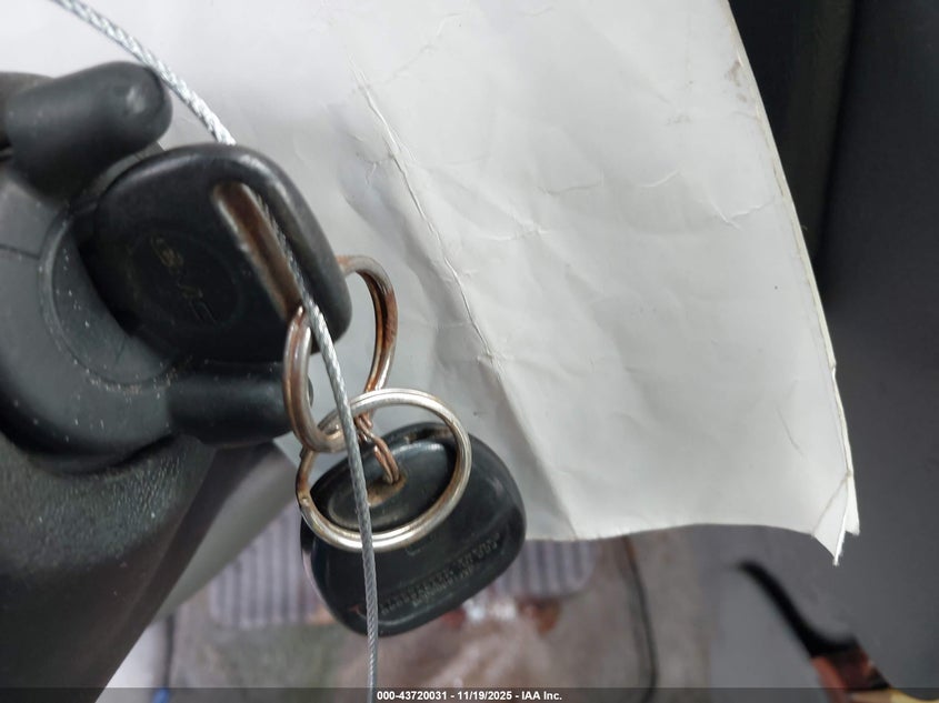 2003 GMC Envoy Slt VIN: 1GKDT13S232287253 Lot: 43720031