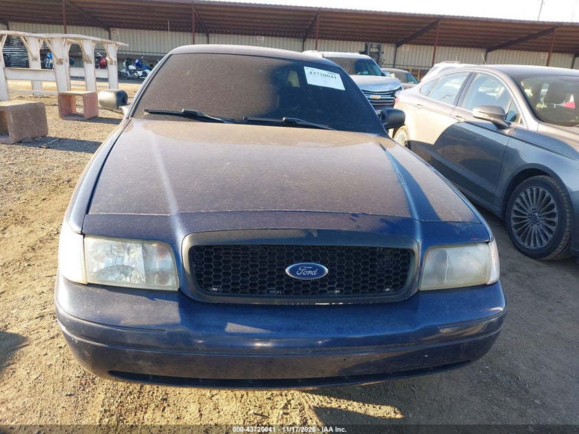 2005 Ford Crown Victoria Police VIN: 2FAFP71W55X136561 Lot: 43720041