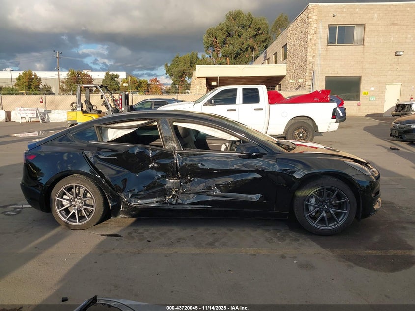 2020 Tesla Model 3 Standard Range Plus Rear-Wheel Drive/Standard Range Rear-Wheel Drive VIN: 5YJ3E1EA2LF743206 Lot: 43720045