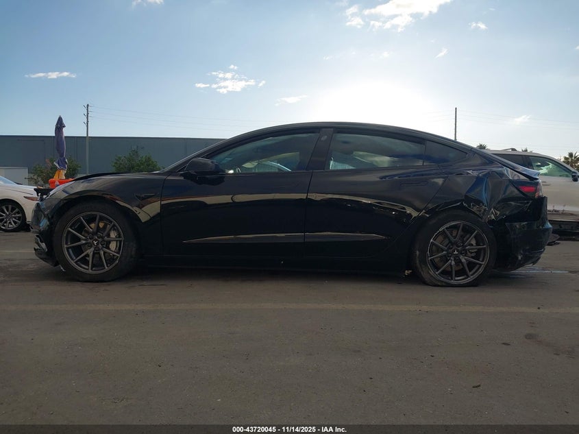 2020 Tesla Model 3 Standard Range Plus Rear-Wheel Drive/Standard Range Rear-Wheel Drive VIN: 5YJ3E1EA2LF743206 Lot: 43720045