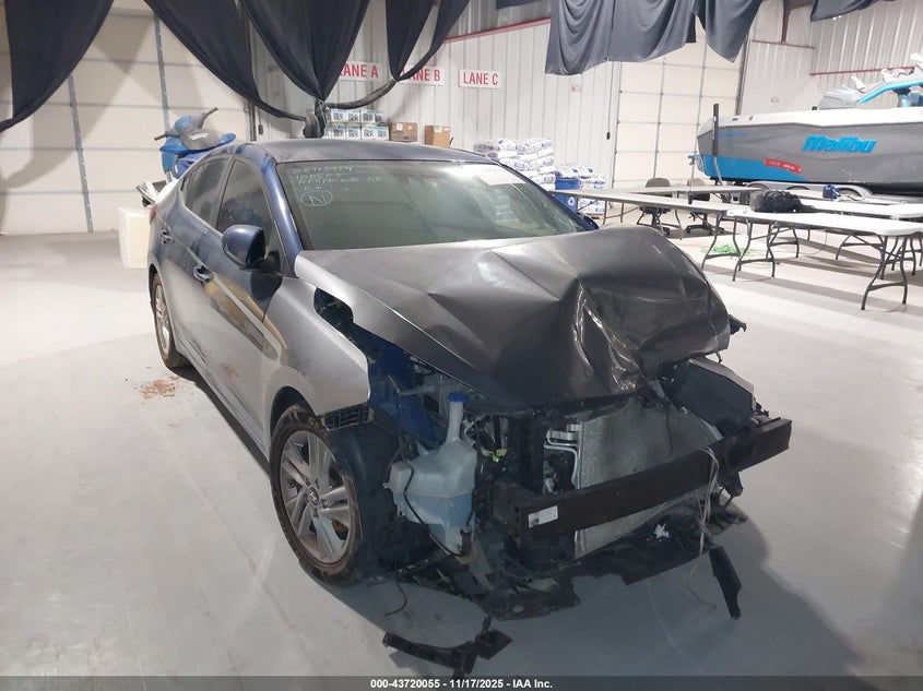 2019 HYUNDAI ELANTRA SEL - 5NPD84LF4KH476372