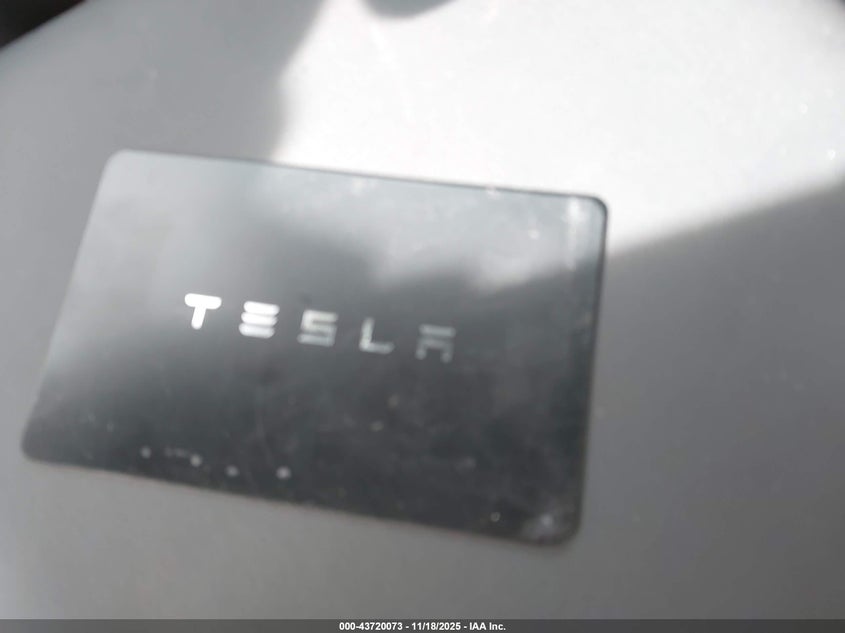 2024 Tesla Model 3 Long Range Dual Motor All-Wheel Drive VIN: 5YJ3E1EB7RF795450 Lot: 43720073