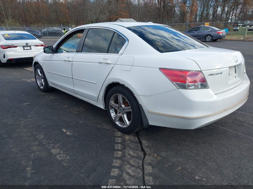 1HGCP26898A015198 2008 HONDA ACCORD photo no. 3