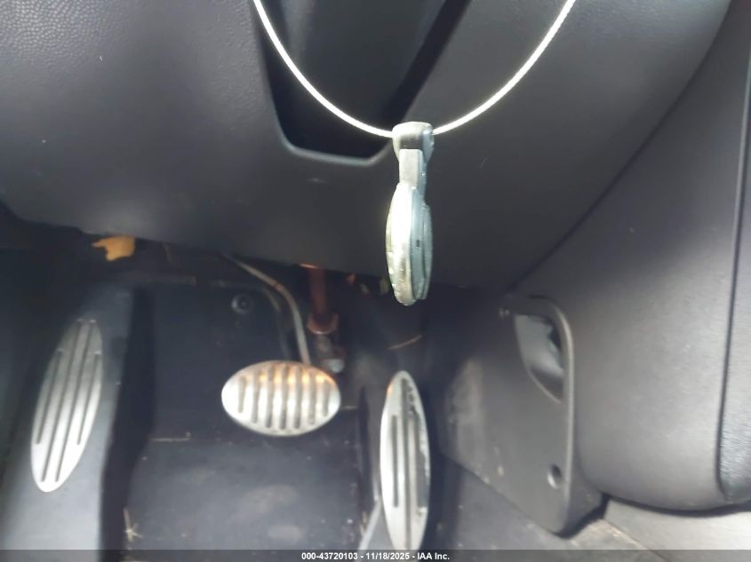 2010 Mini Cooper S VIN: WMWMS3C55ATY09091 Lot: 43720103