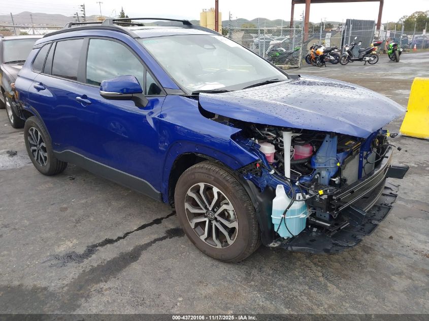 TOYOTA COROLLA CROSS SE