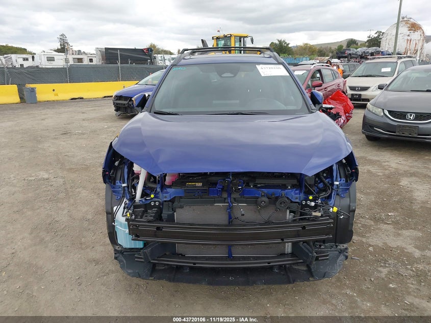 2024 Toyota Corolla Cross Hybrid Se VIN: 7MUFBABG9RV060055 Lot: 43720106