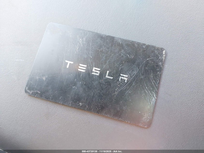 2024 Tesla Model Y Long Range Dual Motor All-Wheel Drive VIN: 7SAYGDEE2RF166645 Lot: 43720138