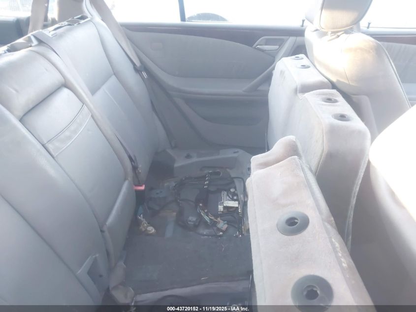 2000 Mercedes-Benz E 320 4M VIN: WDBJH82JXYX038113 Lot: 43720152