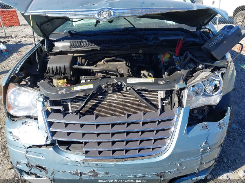 2009 Chrysler Town & Country Touring VIN: 2A8HR54109R505492 Lot: 43720189