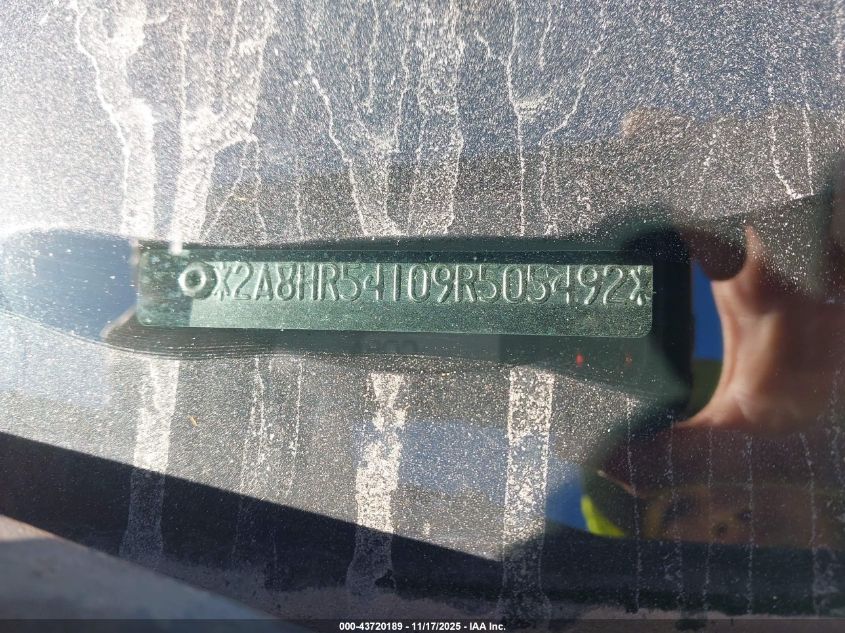 2009 Chrysler Town & Country Touring VIN: 2A8HR54109R505492 Lot: 43720189