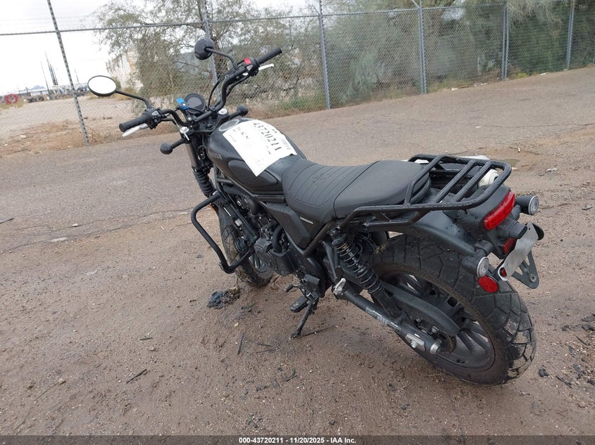 MLHPC6750R5100235 2024 HONDA CL photo no. 3