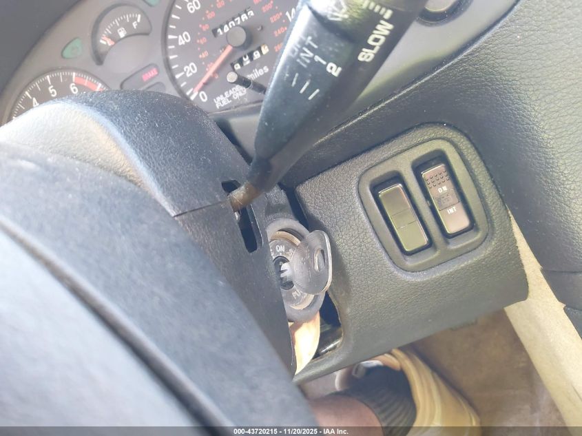 1998 Mitsubishi 3000 Gt VIN: JA3AM44H4WY001533 Lot: 43720215