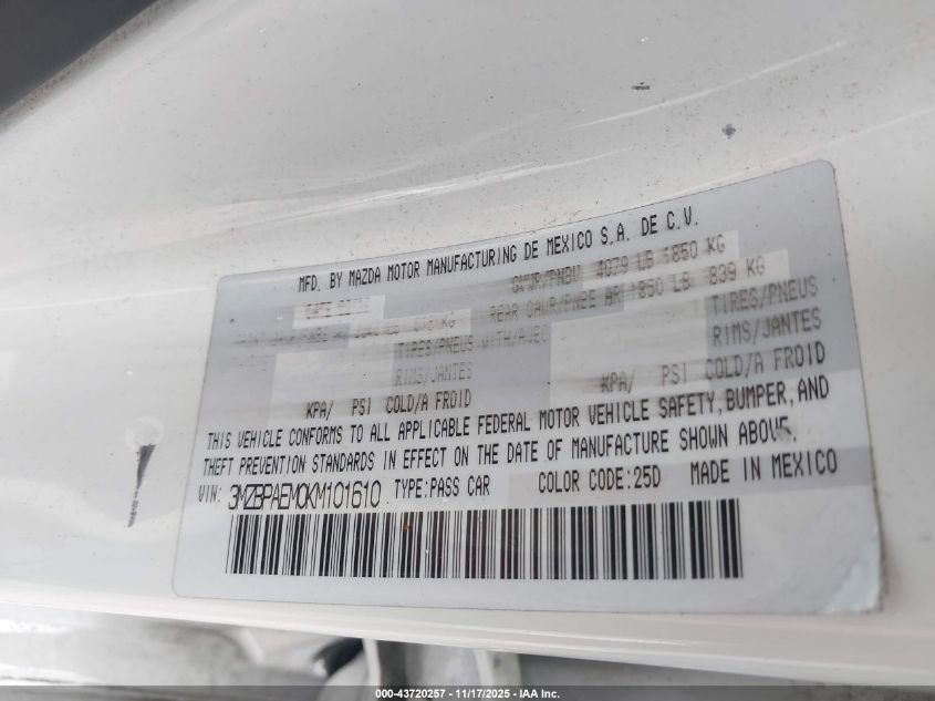 2019 Mazda Mazda3 Premium Package VIN: 3MZBPAEM0KM101610 Lot: 43720257