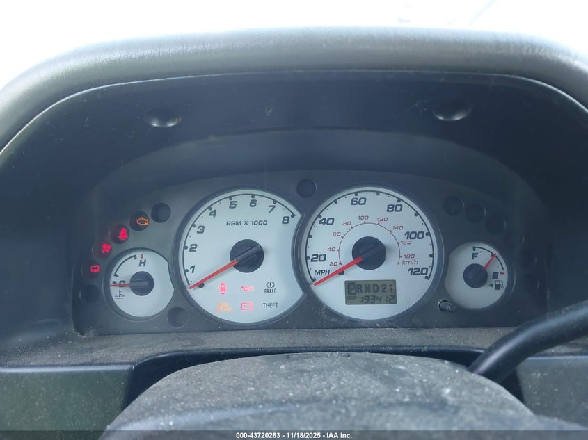 2003 Ford Escape Xlt VIN: 1FMYU03113KA71045 Lot: 43720263