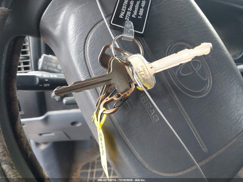 2000 Toyota Tacoma Prerunner VIN: 4TASM92N4YZ637101 Lot: 43720274