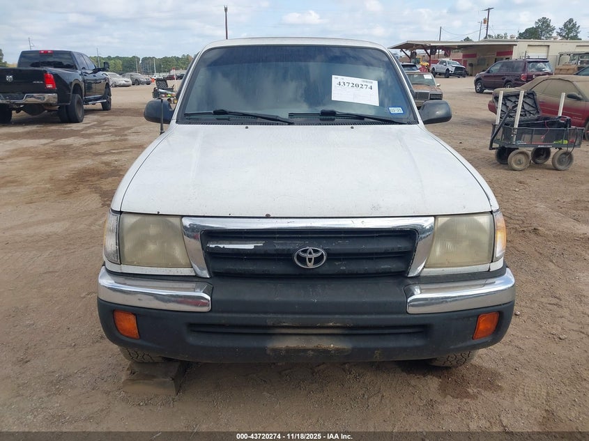 2000 Toyota Tacoma Prerunner VIN: 4TASM92N4YZ637101 Lot: 43720274