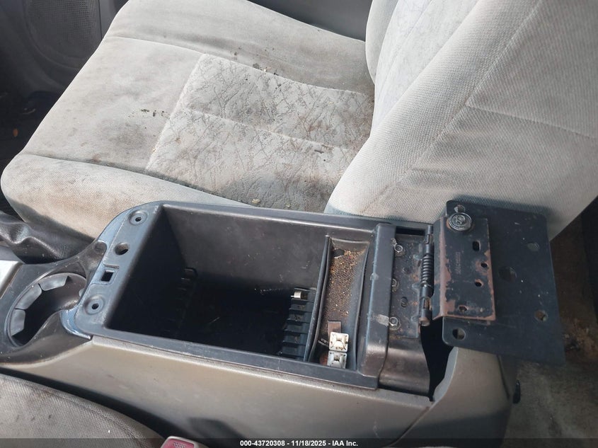 2005 GMC Envoy Xl Sle VIN: 1GKES16S556147566 Lot: 43720308