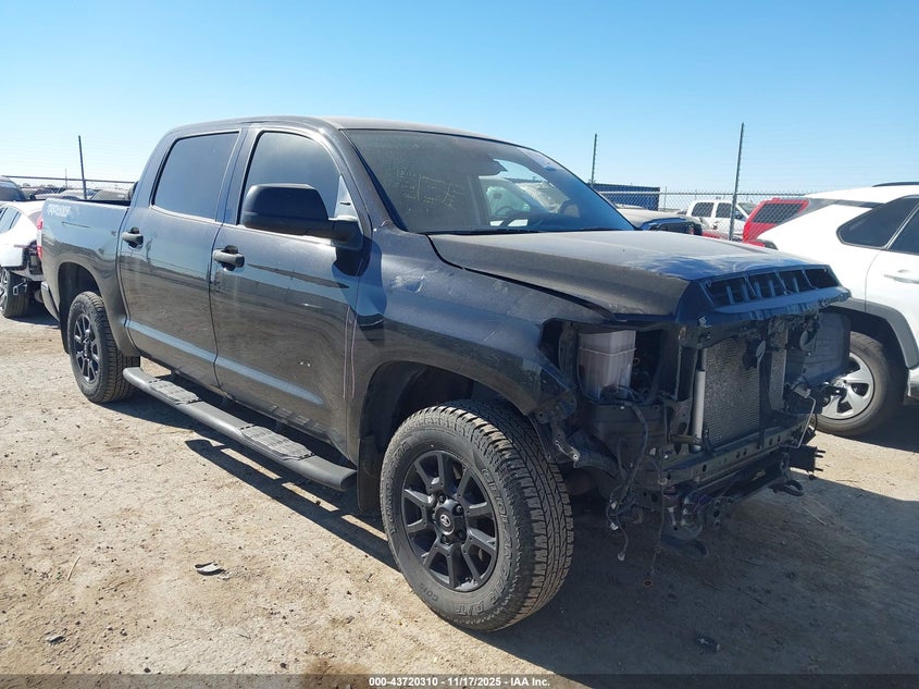 TOYOTA TUNDRA SR5
