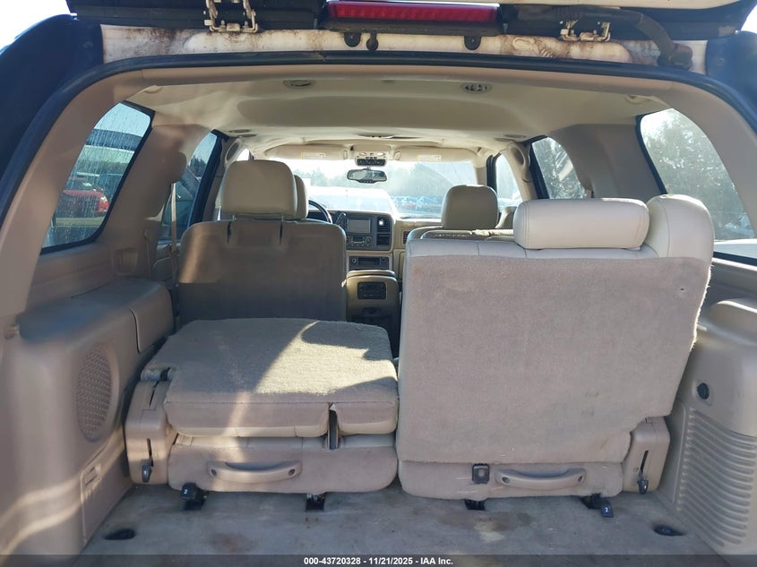 2005 Chevrolet Tahoe Z71 VIN: 1GNEK13T95R145656 Lot: 43720328