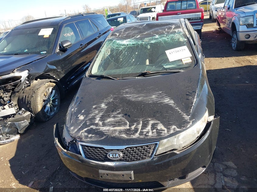 2011 Kia Forte Lx VIN: KNAFT4A21B5330435 Lot: 43720329