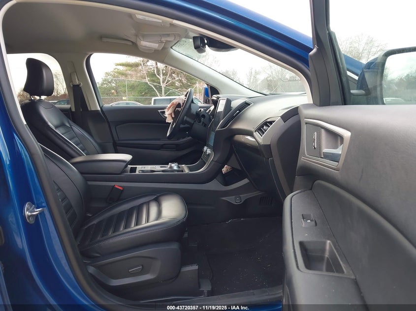 2FMPK4J91RBA93633 2024 FORD EDGE photo no. 5