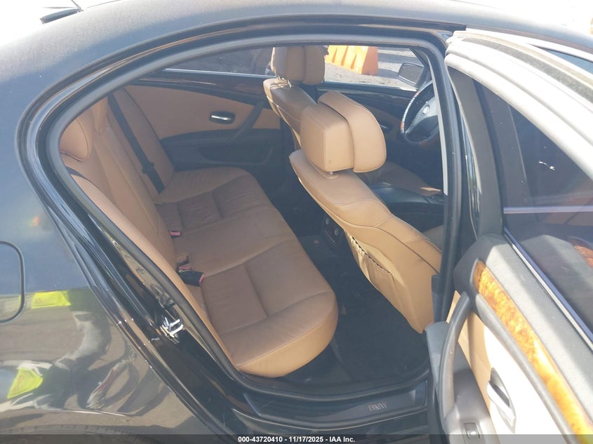 2008 BMW 528I VIN: WBANU53508CT16584 Lot: 43720410