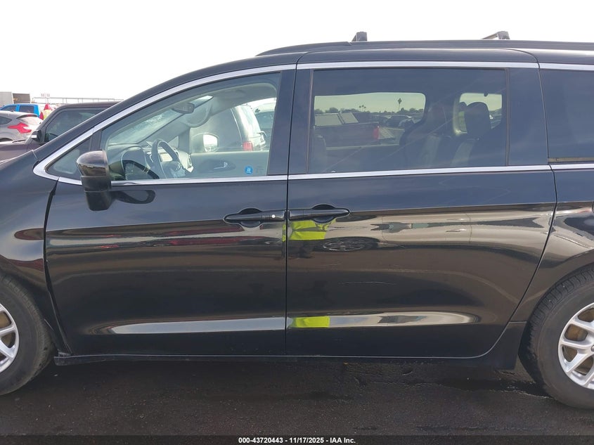 2021 Chrysler Voyager Lxi VIN: 2C4RC1DG9MR512735 Lot: 43720443