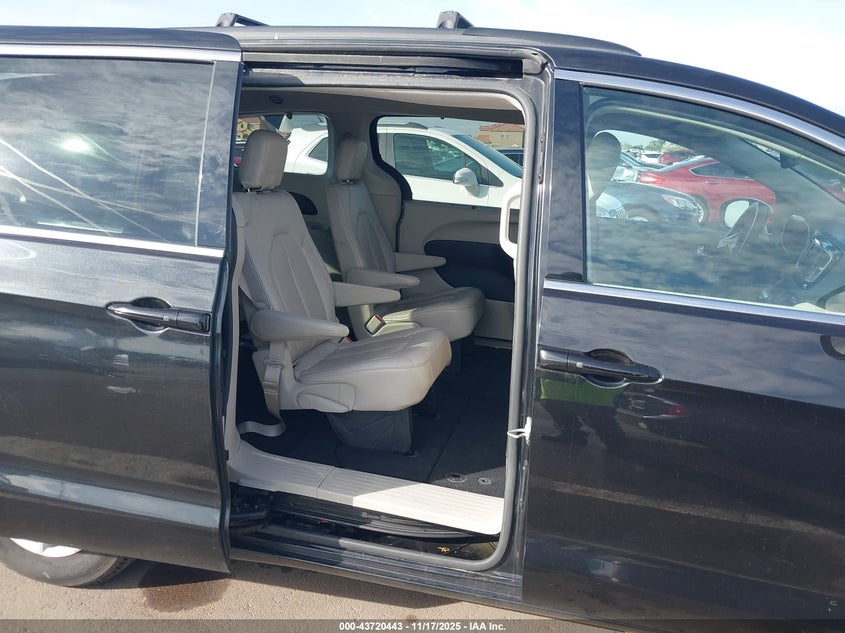 2021 Chrysler Voyager Lxi VIN: 2C4RC1DG9MR512735 Lot: 43720443