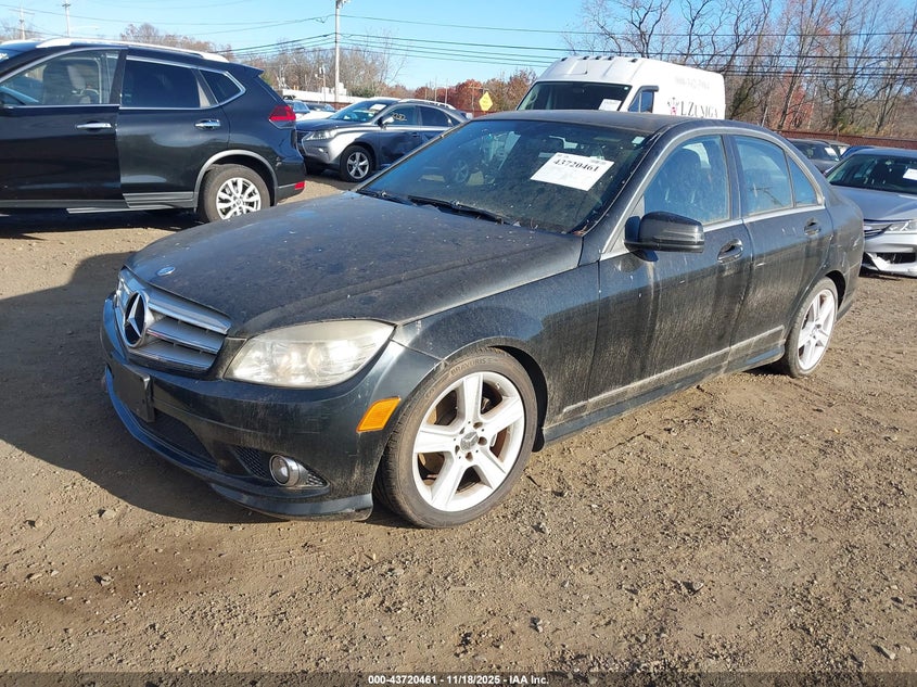 2010 Mercedes-Benz C 300 Luxury 4Matic/Sport 4Matic VIN: WDDGF8BB5AR107204 Lot: 43720461