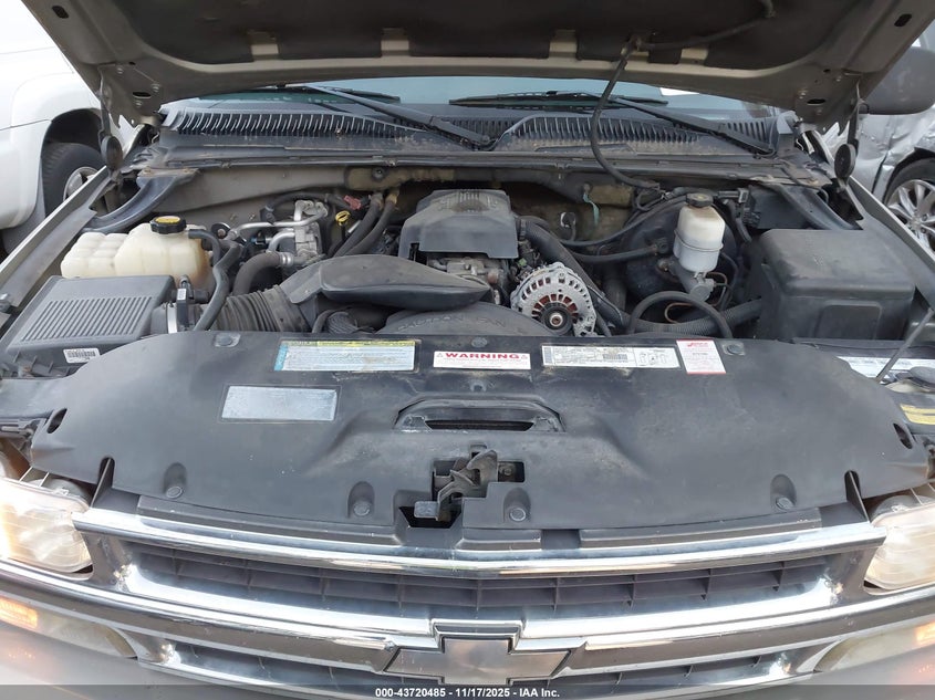 2000 Chevrolet Tahoe All New Ls VIN: 1GNEK13T8YJ208961 Lot: 43720485