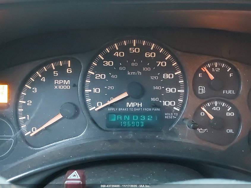 2000 Chevrolet Tahoe All New Ls VIN: 1GNEK13T8YJ208961 Lot: 43720485