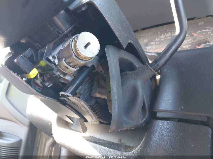 2004 Dodge Dakota Sport VIN: 1D7HG32N04S686811 Lot: 43720507