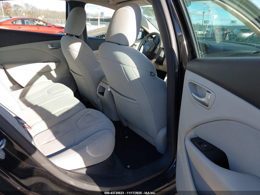 2013 Dodge Dart Sxt VIN: 1C3CDFBH9DD134242 Lot: 43720523