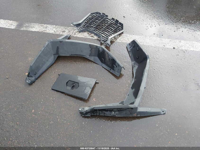 2019 Polaris Rzr Xp 4 Turbo S Velocity VIN: 3NSVPE928KF778813 Lot: 43720547