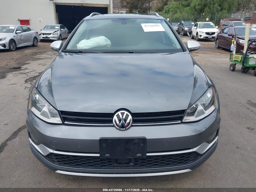 2017 Volkswagen Golf Alltrack Tsi S/Tsi Se/Tsi Sel VIN: 3VWH17AU3HM538840 Lot: 43720586